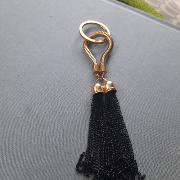 Gold And Black Keychain - Picture 4 of 5
